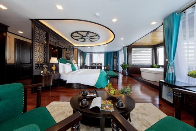 Suite Regent Với Sân Hiên  - 3 Ngày 2 Đêm